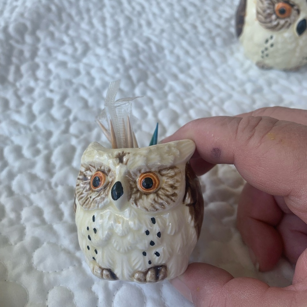 Ceramic Owl Tableware Set spoon, rest, toothpick holder, cream& sugar with lid. - Picture 9 of 10